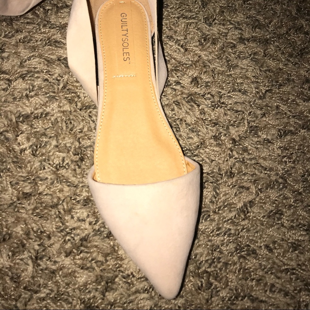 Size 7 pink ballerina slippers w/ ties